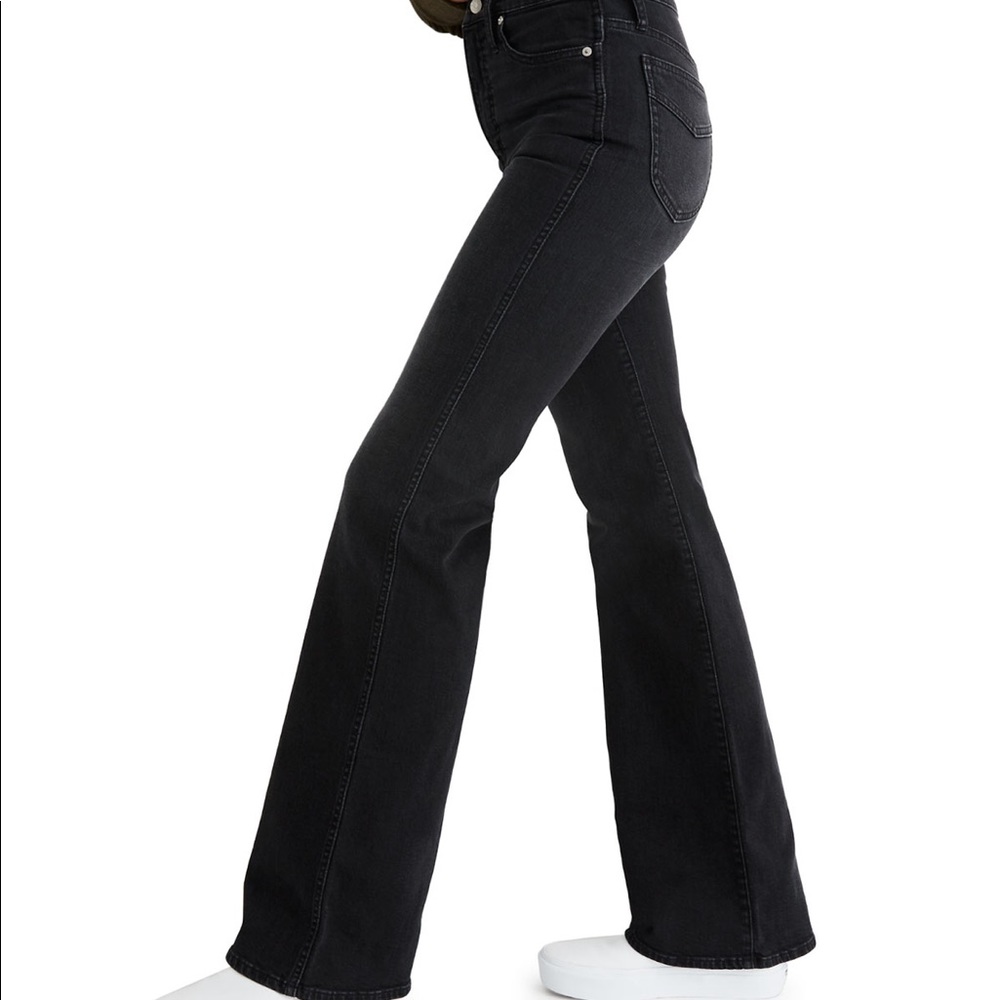Madewell Leigh black jeans 11” Retro Flare. Sz 27